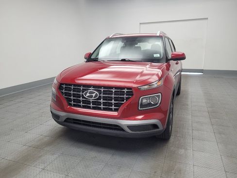 Used 2022 Hyundai Venue SEL FWD image 15