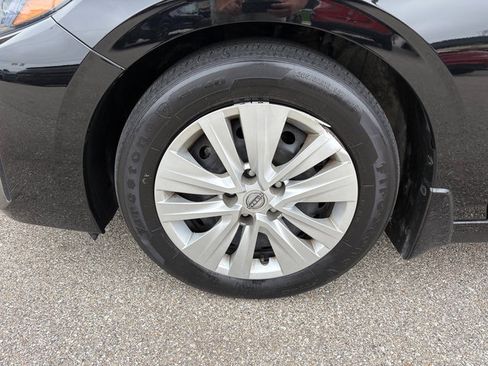 Used 2024 Nissan Sentra S FWD image 30