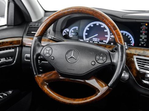 Used 2013 Mercedes-Benz S 550 4MATIC image 15