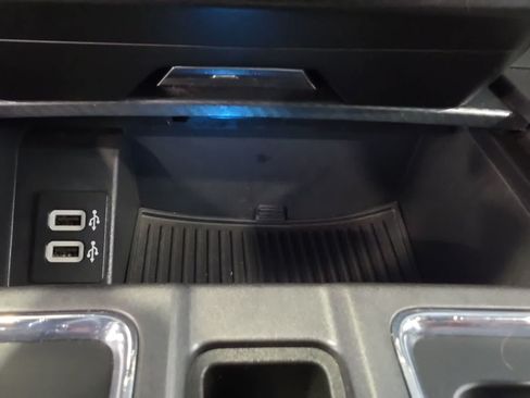 Used 2019 Ford F150 XLT w/ Equipment Group 302A Luxury AWD/4WD image 23