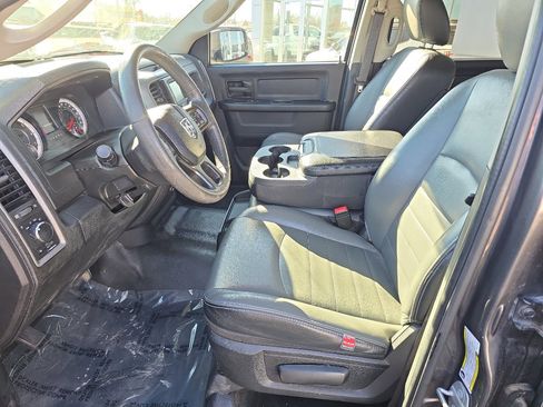 Used 2021 RAM 1500 Tradesman w/ Chrome Appearance Group image 8