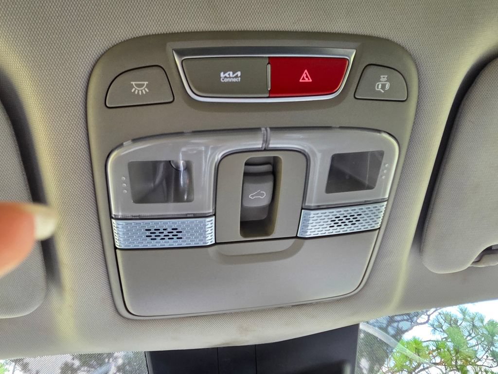 Used 2024 Kia Telluride S w/ S Sunroof Package FWD image 29