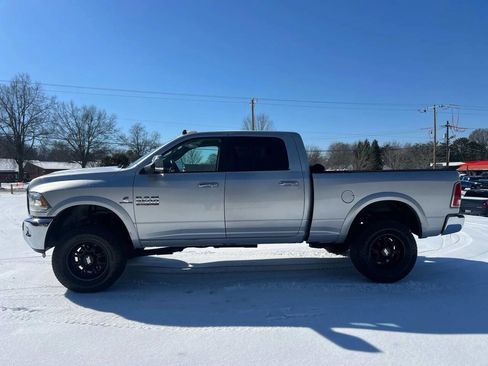 Used 2015 RAM 2500 Laramie w/ Convenience Group image 4