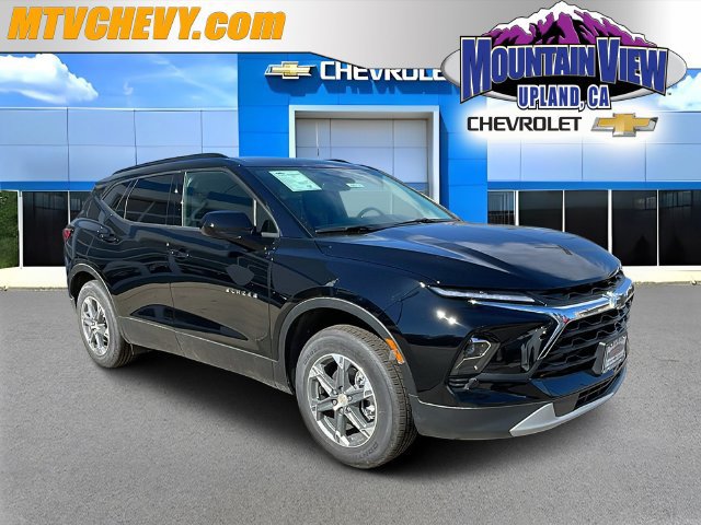 New 2026 Chevrolet Blazer LT w/ Convenience Package FWD image 1