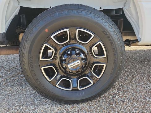 Used 2021 Ford F250 XL w/ Power Equipment Group RWD image 10