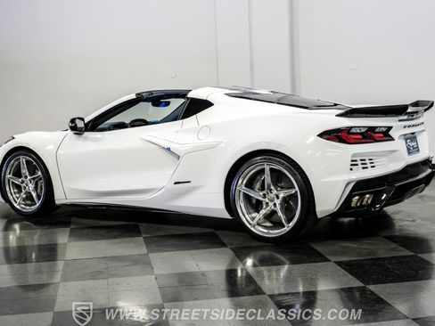 Used 2024 Chevrolet Corvette E-Ray w/ ZER Performance Package AWD/4WD image 8