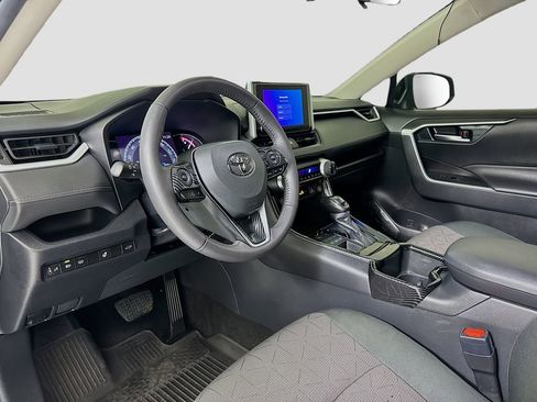 Used 2023 Toyota RAV4 XLE w/ Convenience Package AWD/4WD image 10