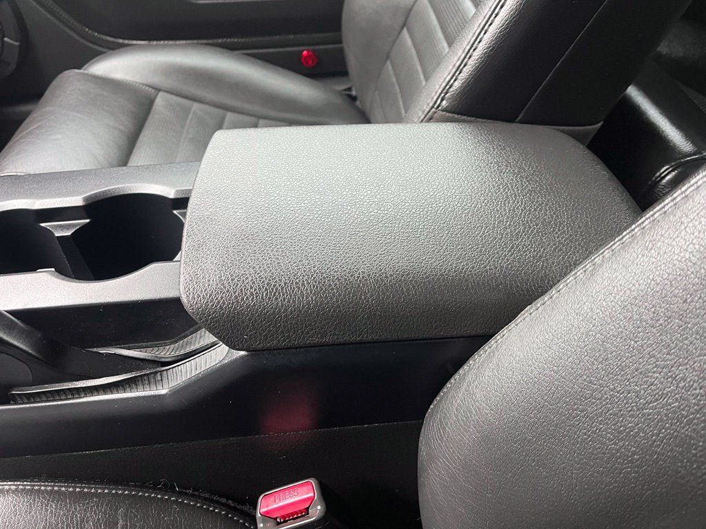 Used 2006 Ford Mustang GT Premium RWD image 22