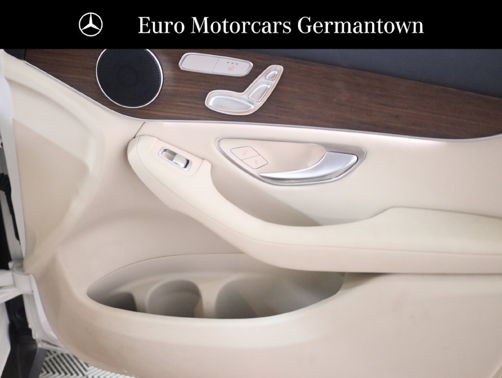 Certified 2022 Mercedes-Benz GLC 300 4MATIC image 43