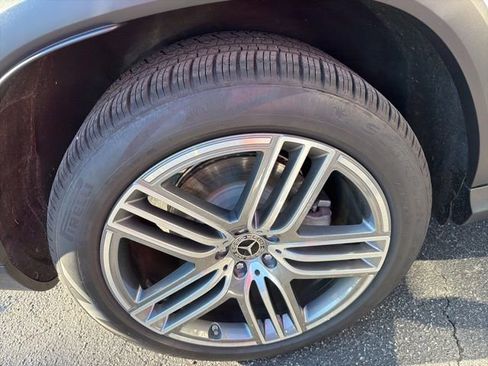 Used 2026 Mercedes-Benz GLS 450 4MATIC image 26