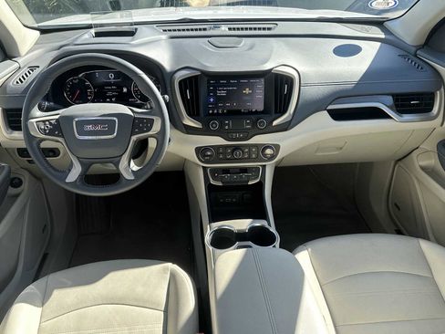 Used 2022 GMC Terrain Denali w/ Denali Premium Package image 7
