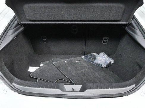 Used 2025 MAZDA MAZDA3 s Sport FWD image 24