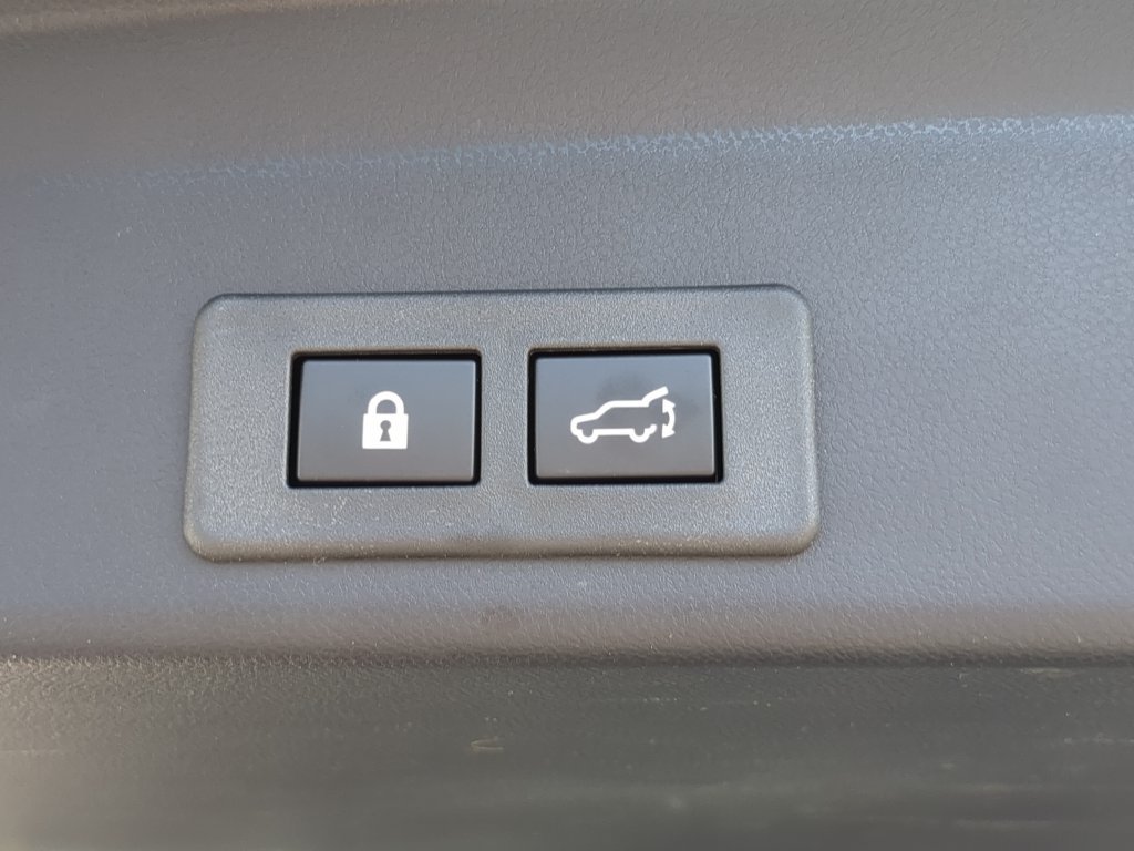 Used 2026 Subaru Ascent Touring AWD/4WD image 11