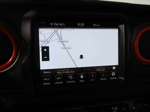 Used 2023 Jeep Gladiator Willys image 7