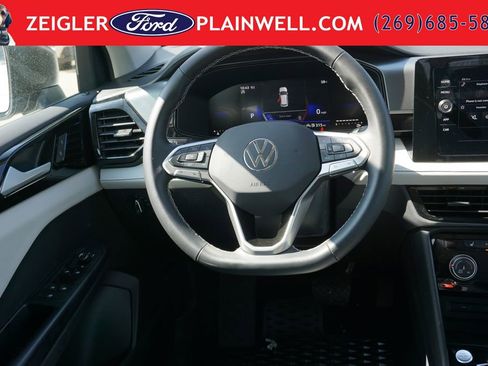 Used 2025 Volkswagen Taos S AWD/4WD image 13