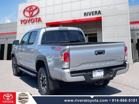 Used 2022 Toyota Tacoma TRD Off-Road w/ Technology Package AWD/4WD image 8