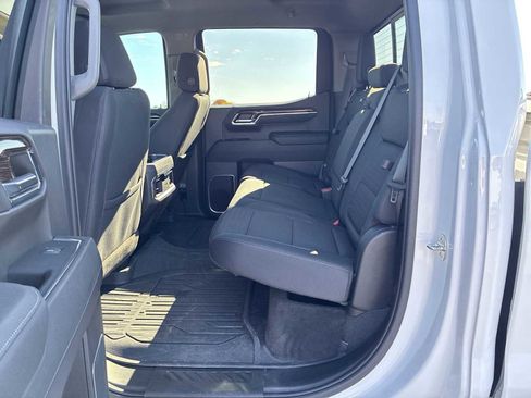 Used 2023 GMC Sierra 1500 Elevation w/ Preferred Package image 24