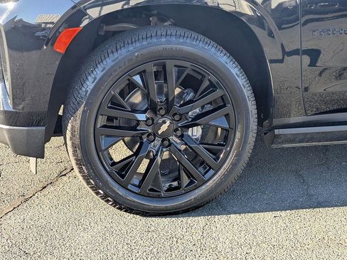 Used 2023 Chevrolet Tahoe High Country image 9