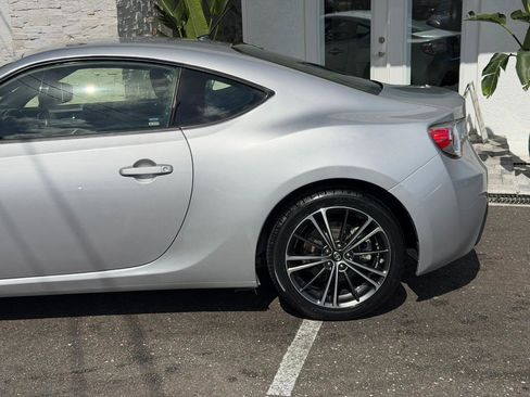 Used 2014 Scion FR-S RWD image 11