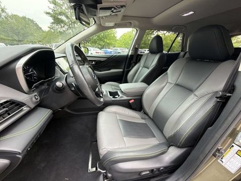 Used 2025 Subaru Outback Onyx Edition AWD/4WD image 11
