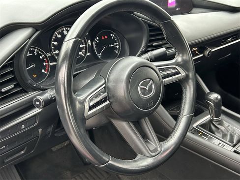 Used 2020 MAZDA MAZDA3 Sedan w/ Select Package image 21