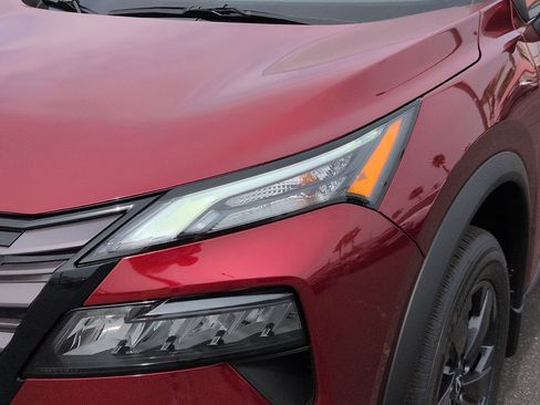 New 2026 Nissan Rogue SV image 8