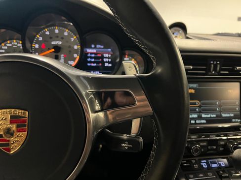 Used 2014 Porsche 911 GT3 image 15