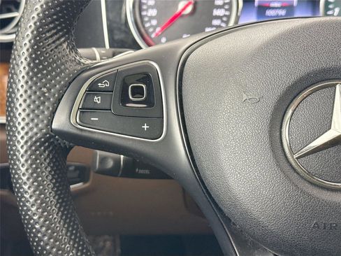 Used 2017 Mercedes-Benz E 300 4MATIC image 17