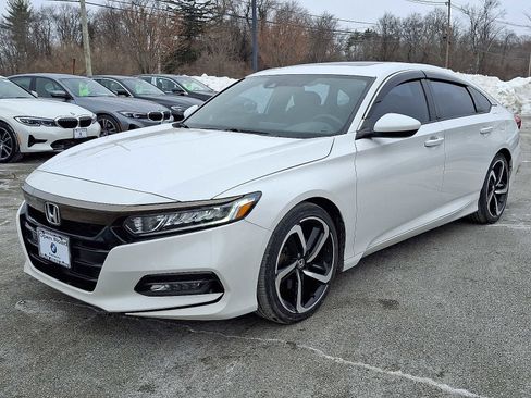 Used 2020 Honda Accord Sport image 3