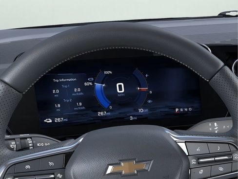 New 2026 Chevrolet Equinox EV LT image 18