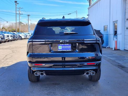 New 2026 Chevrolet Traverse RS w/ LPO, Floor Liner Package image 4