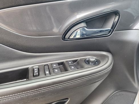 Certified 2022 Buick Encore Preferred image 26