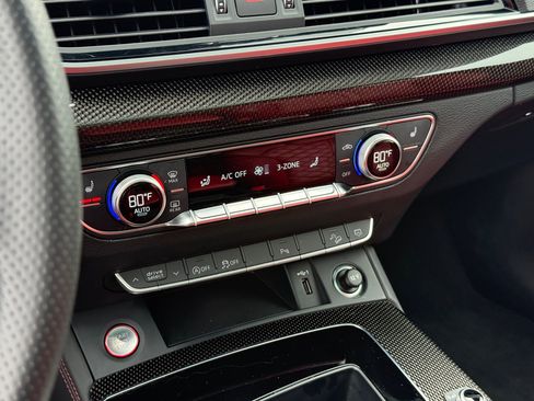 Certified 2024 Audi SQ5 Premium Plus image 19