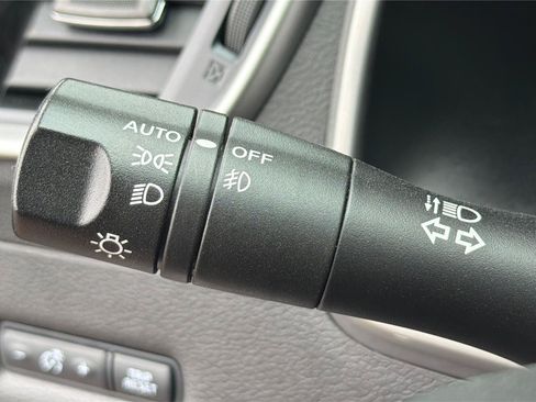 Used 2023 Nissan Murano SL AWD/4WD image 17