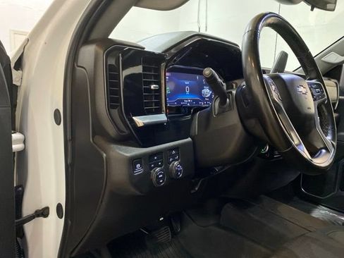 Used 2025 Chevrolet Silverado 2500 LT AWD/4WD image 31