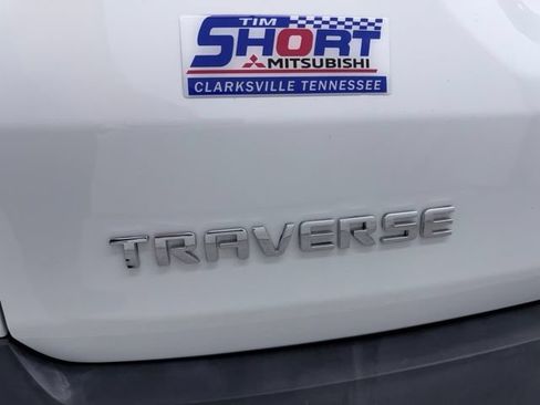 Used 2020 Chevrolet Traverse RS FWD image 11