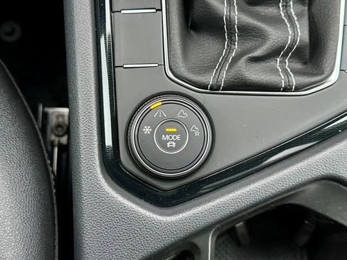 New 2026 Volkswagen Taos SEL AWD/4WD image 30