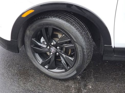 Used 2024 Buick Encore GX Sport Touring image 22