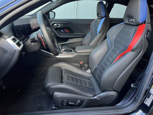 Used 2025 BMW M2 w/ Lighting Package image 28