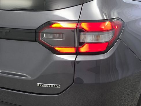 Used 2025 Honda Pilot Touring image 15