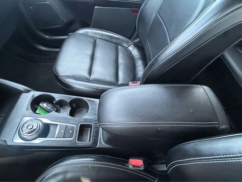 Used 2024 Ford Escape Platinum AWD/4WD image 52