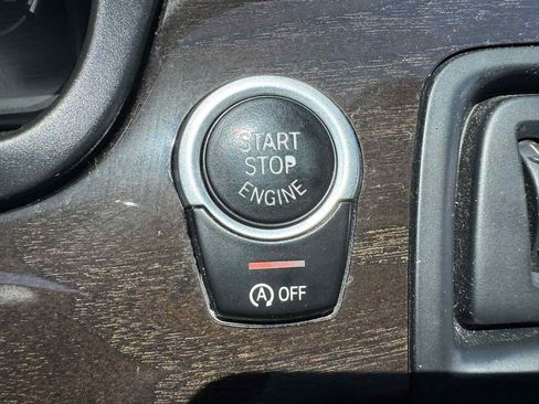 Used 2015 BMW 528i Sedan image 31