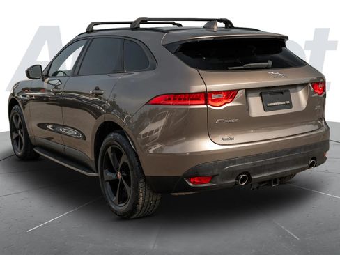 Used 2017 Jaguar F-PACE Premium AWD/4WD image 2