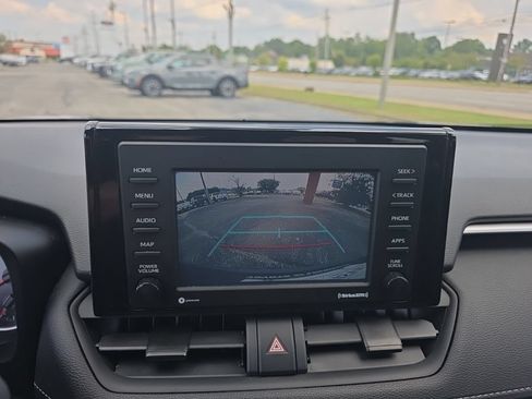 Certified 2020 Toyota RAV4 XLE w/ Convenience Package AWD/4WD image 21