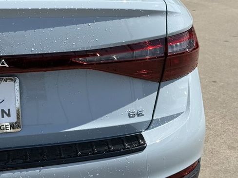 New 2026 Volkswagen Jetta SE FWD image 5