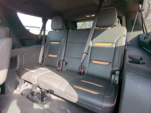 Used 2023 GMC Yukon XL AT4 w/ AT4 Premium Package image 17