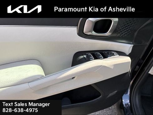 New 2025 Kia Sorento EX w/ Panoramic Sunroof Package image 25