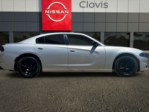 Used 2023 Dodge Charger SXT RWD image 9