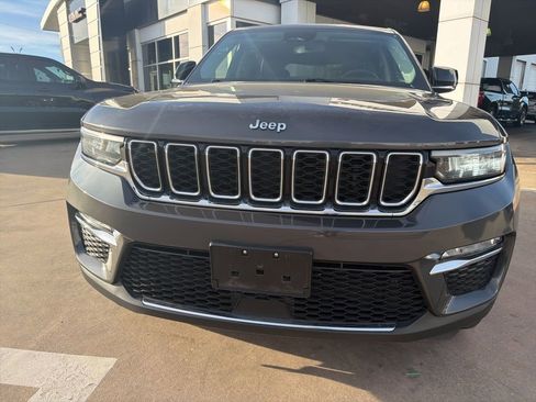 Used 2023 Jeep Grand Cherokee 4WD 4xe image 8