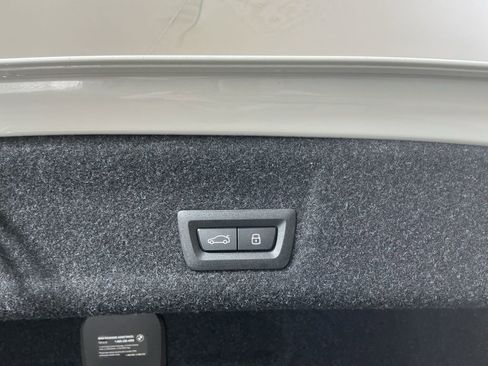 New 2026 BMW 330i Sedan w/ Convenience Package image 30